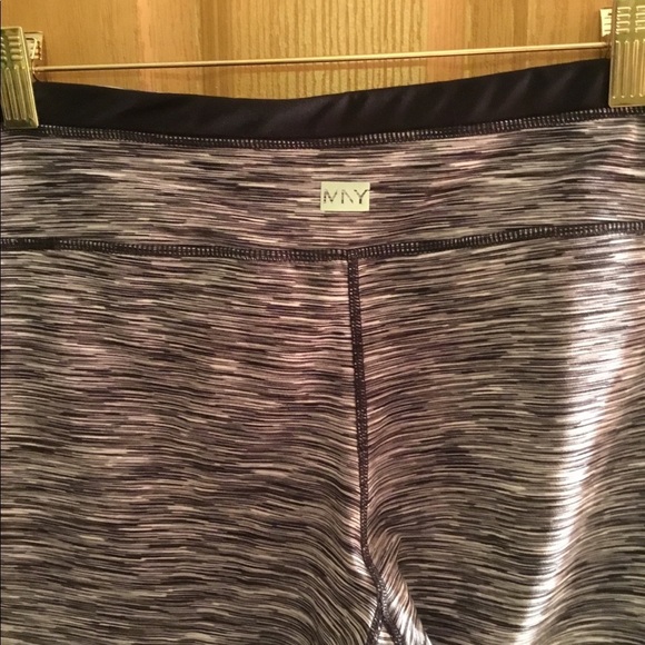 MNY Black, White, Gray Striped Capri Leggings - Picture 4 of 6